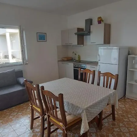 Apartment Biba *