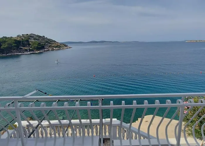 Biba דירה Tribalj